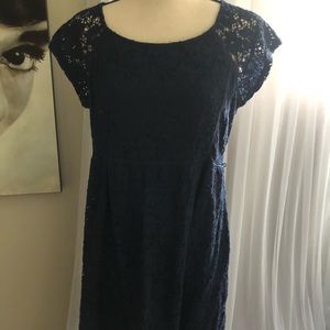 🎀 3/$25 Motherhood Navy blue dress